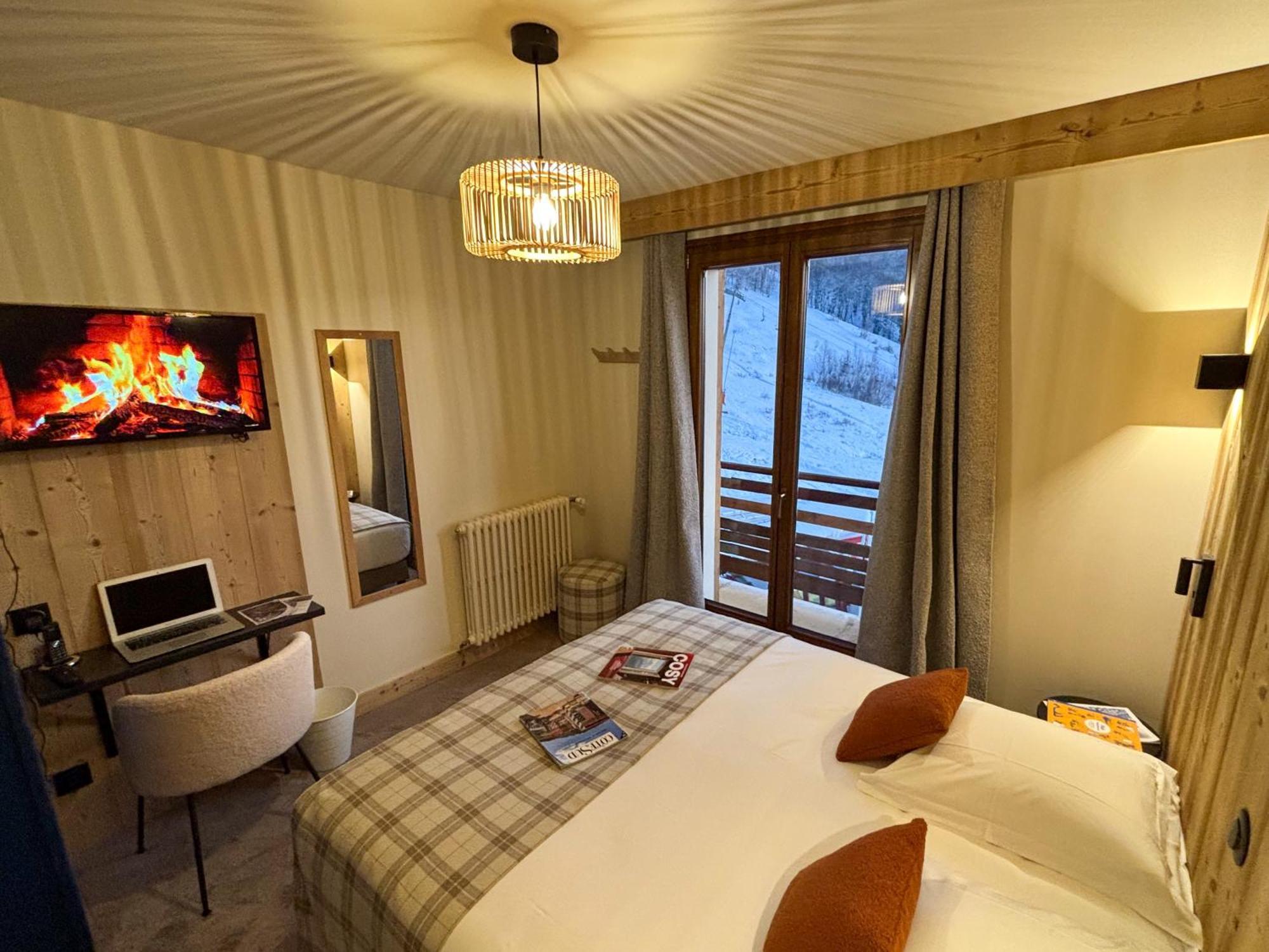 Hotel Casa Moho Saint-Francois-Longchamp 1450 外观 照片
